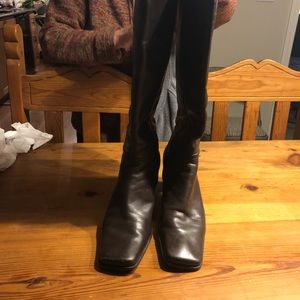 Mariano Salvato boots size 9